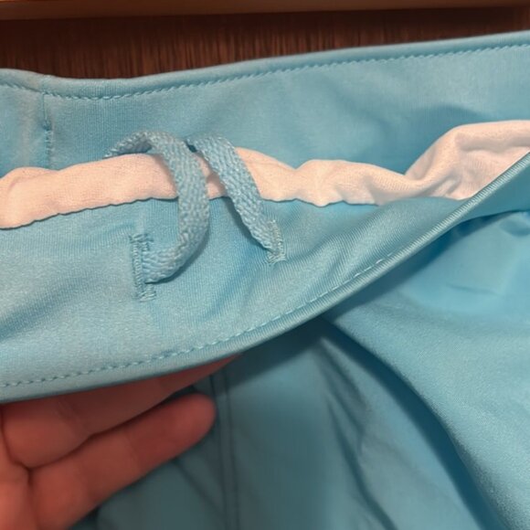 NWT Under Armour Loose Shorts - Picture 6 of 7